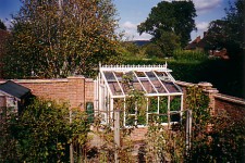Bespoke greenhouses - image 22 Bespoke greenhouses - image 22